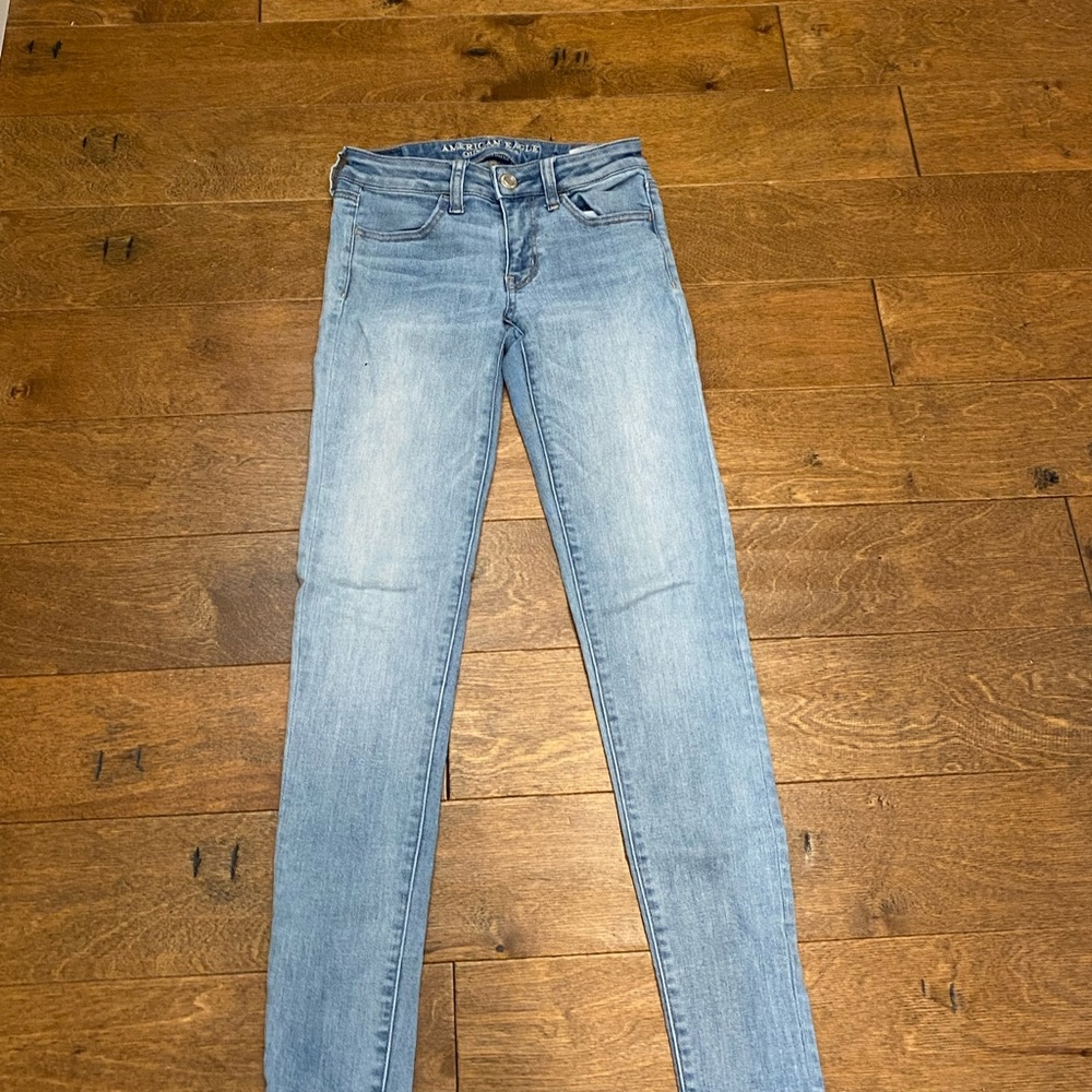 American Eagle super super stretch size 0 great fit super stretchy.